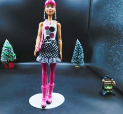 pink hair fashion doll